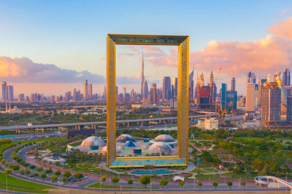 Dubai-Frame