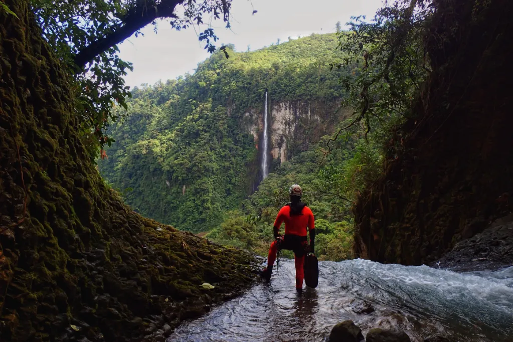 Bajos-del-Toro-hidden-gems-in-costa-rica