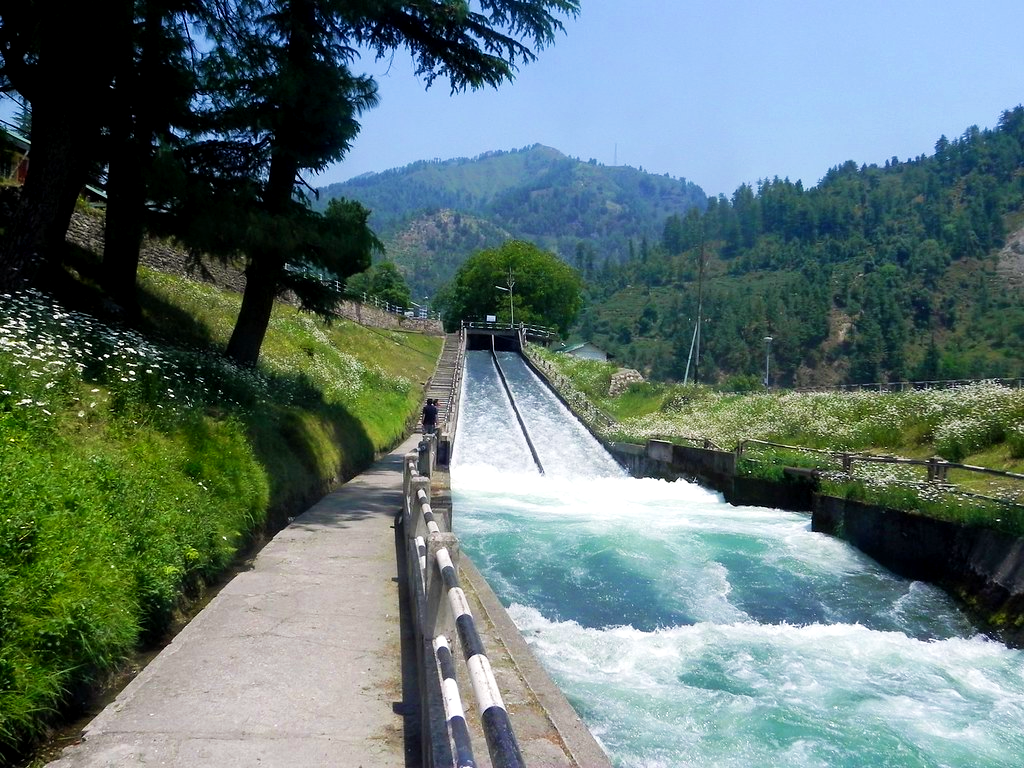Barot Valley Canal