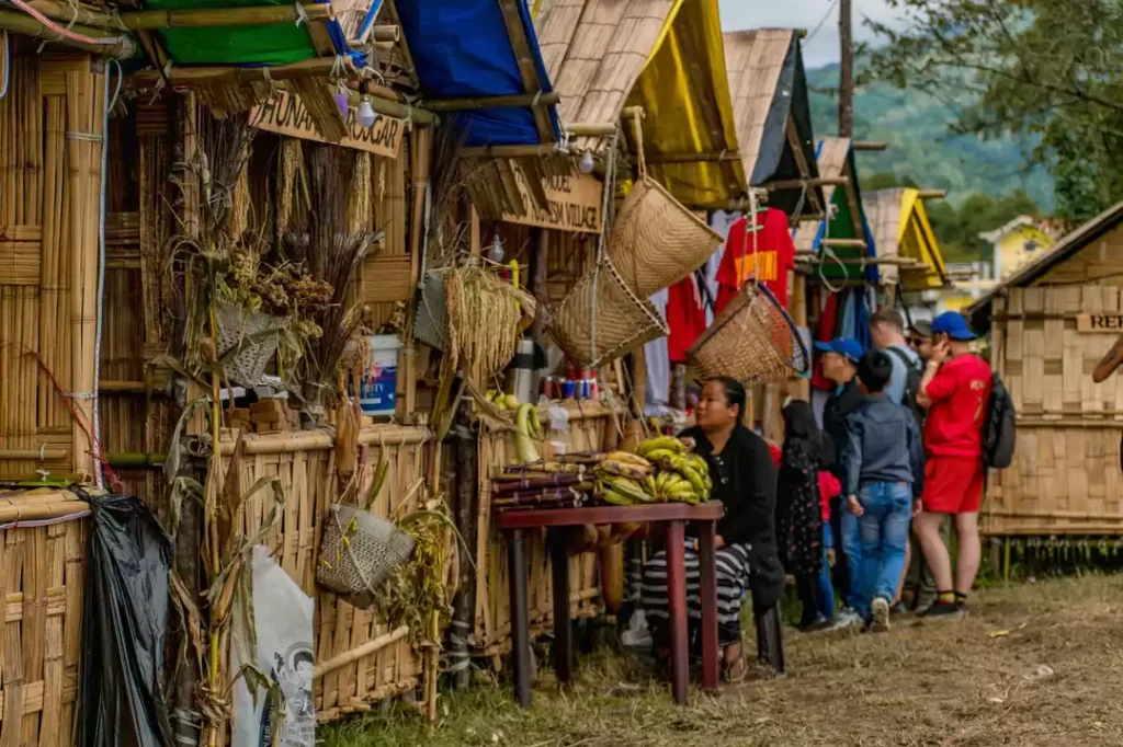 Places to eat in Ziro